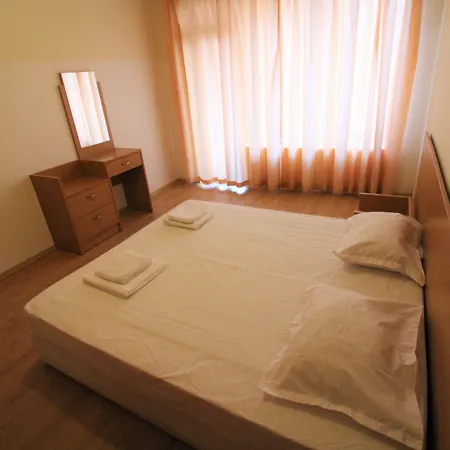 Sea Grace Апартхотел Несебър