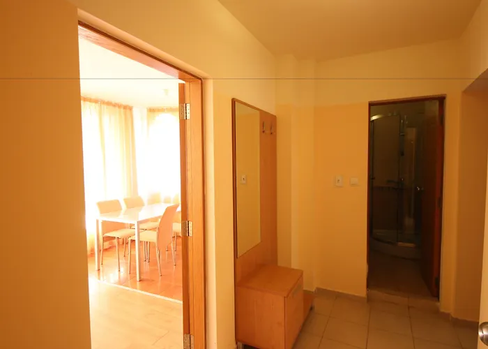 Апартхотел Sea Grace Несебър